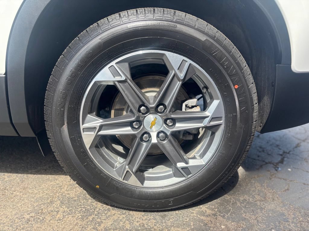 Used 2024 Chevrolet Blazer LT w/ Convenience Package FWD image 34