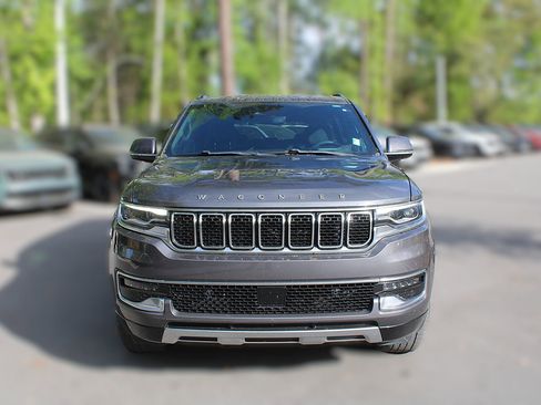 Used 2022 Jeep Wagoneer Series III w/ Rear Seat Video Group 1 image 18