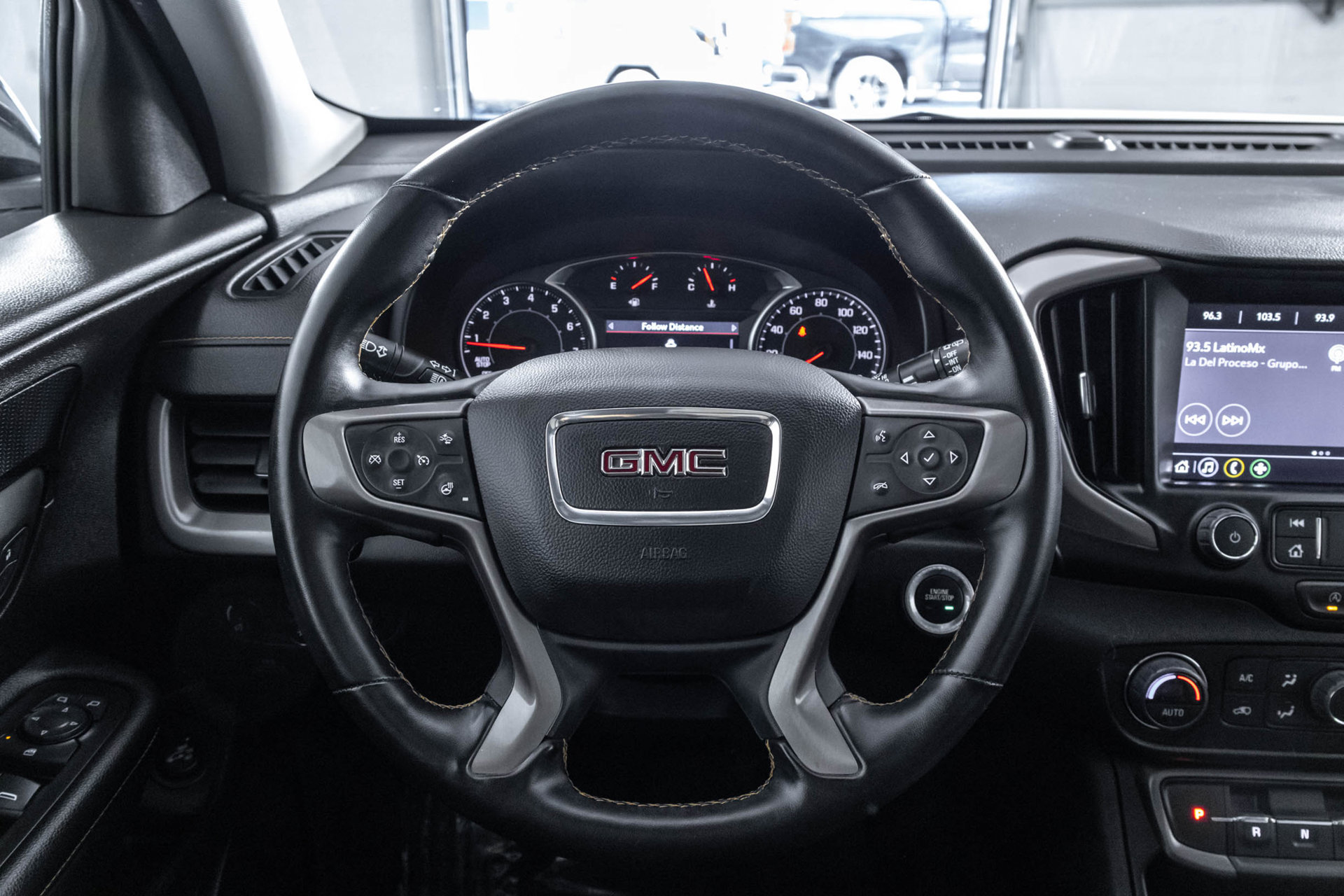 Used 2024 GMC Terrain AT4 AWD/4WD image 27