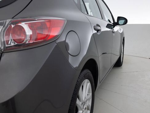Used 2013 MAZDA MAZDA3 i Touring image 14