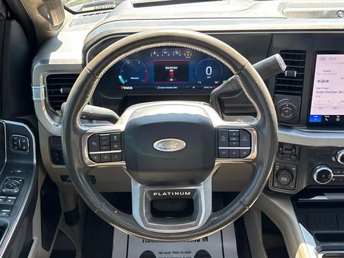 Used 2025 Ford F250 Platinum w/ Platinum Plus Package AWD/4WD image 24