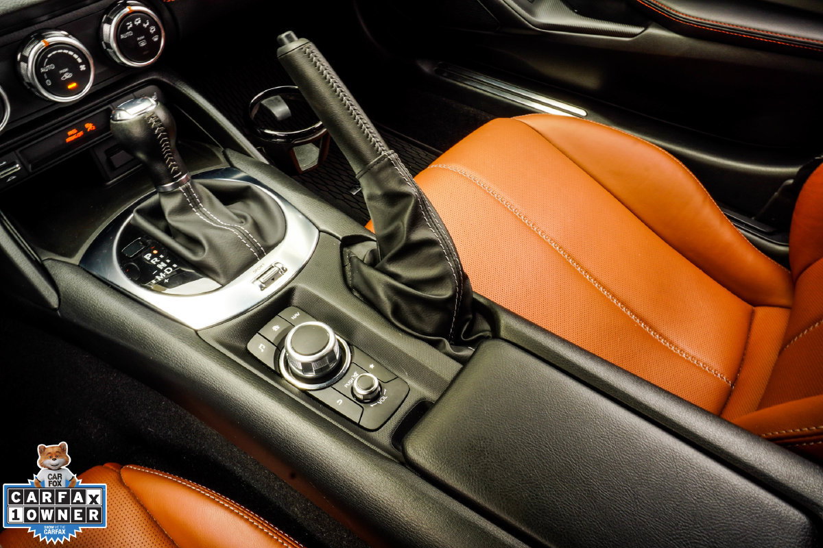 Used 2023 MAZDA MX-5 Miata Grand Touring w/ Weather Package RWD image 16