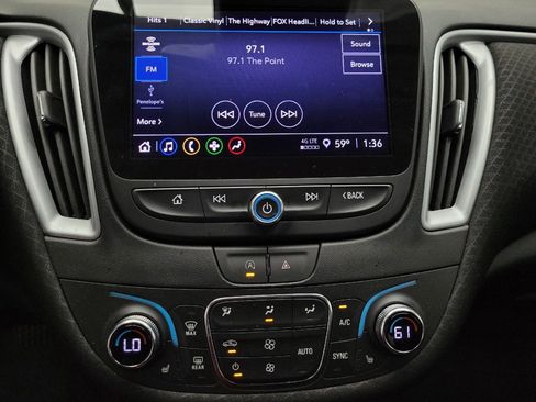Used 2023 Chevrolet Malibu LT image 25
