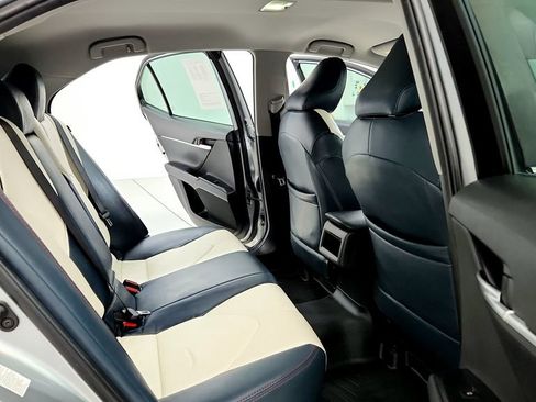 Certified 2018 Toyota Camry LE FWD image 18