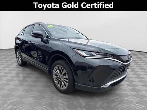 Certified 2024 Toyota Venza XLE AWD/4WD image 1