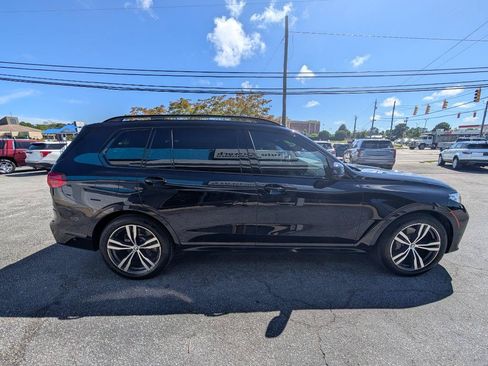 Used 2019 BMW X7 xDrive50i w/ M Sport Package AWD/4WD image 4
