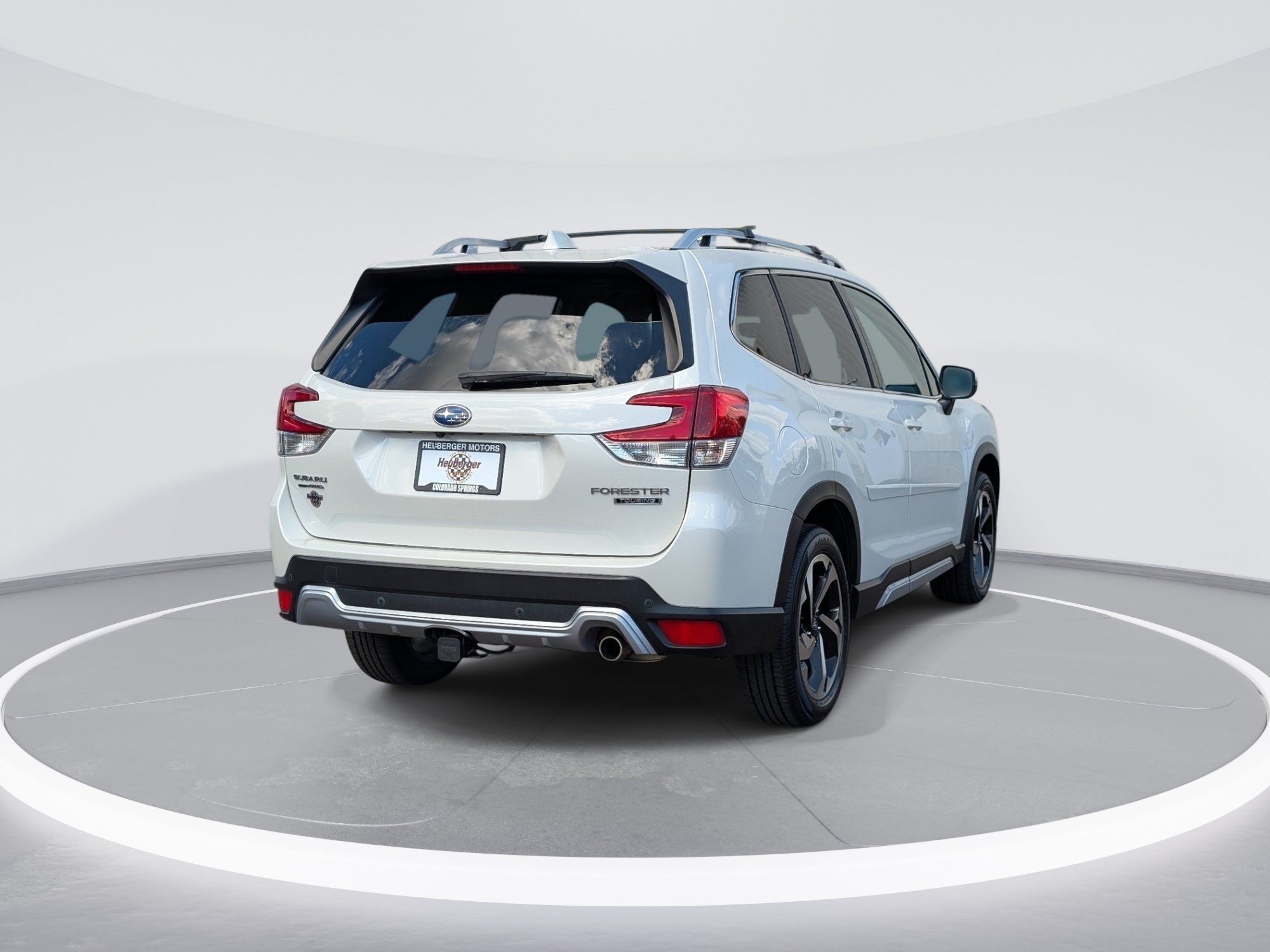 Used 2023 Subaru Forester Touring AWD/4WD image 7