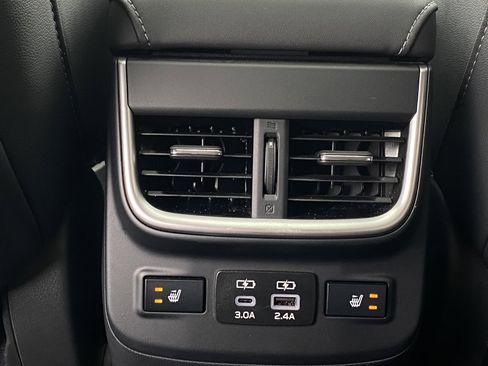 Used 2024 Subaru Outback Limited image 17