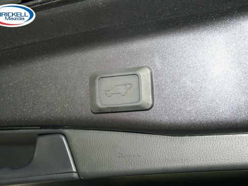 Used 2024 Toyota RAV4 XLE w/ Convenience Package FWD image 14
