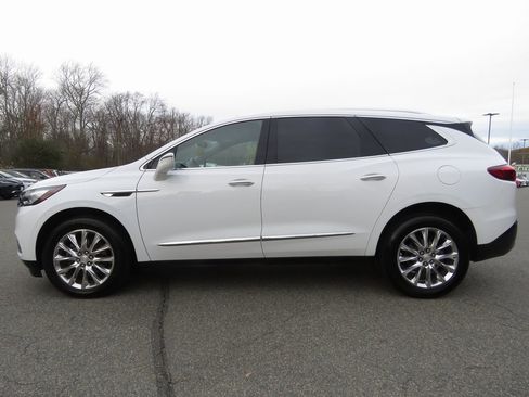 Used 2019 Buick Enclave Essence w/ Trailering Package, 5000 lbs. image 9
