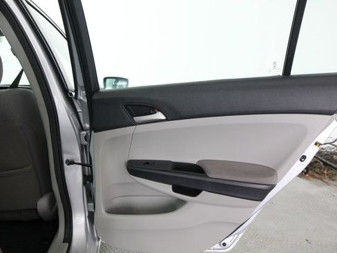 Used 2012 Honda Accord LX image 37
