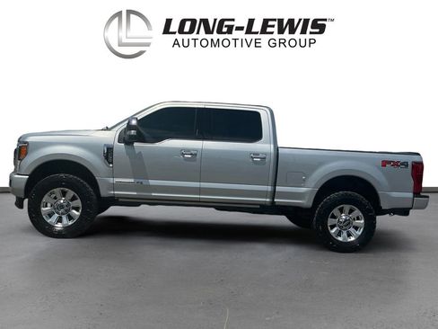 Used 2019 Ford F250 Platinum w/ Platinum Ultimate Package AWD/4WD image 2