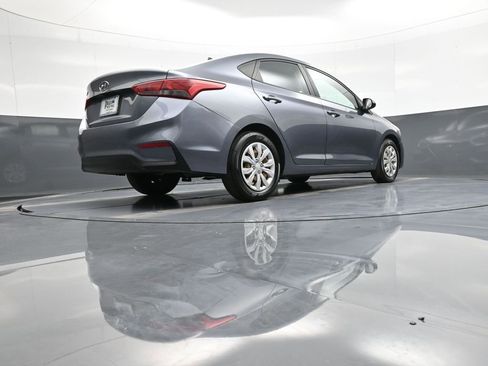 Used 2019 Hyundai Accent SE image 29