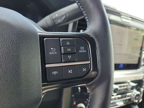Used 2026 Ford F250 Platinum AWD/4WD image 19