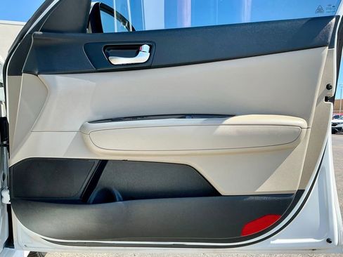 Used 2016 Kia Optima EX FWD image 24
