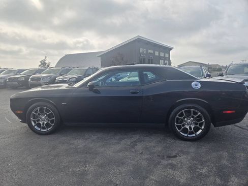 Used 2017 Dodge Challenger GT w/ Driver Convenience Group AWD/4WD image 9