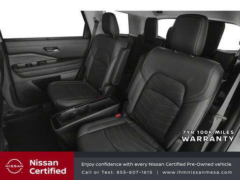 Certified 2024 Nissan Pathfinder Platinum w/ Black Appearance Package AWD/4WD image 8