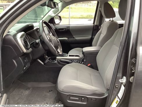 Used 2022 Toyota Tacoma SR5 RWD image 12