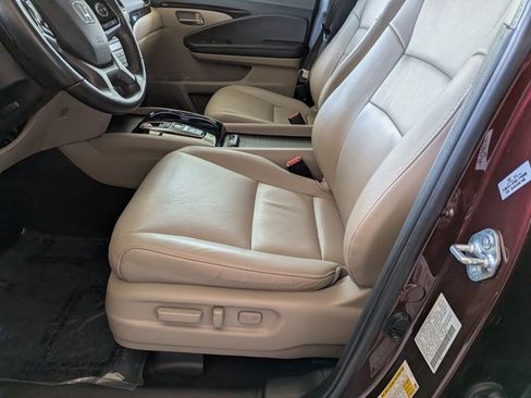 Certified 2022 Honda Pilot Touring image 16
