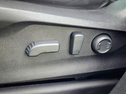 Used 2021 Subaru Ascent Limited w/ Technology Package image 19