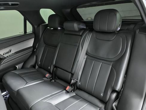 Used 2023 Land Rover Range Rover Sport SE Dynamic image 21