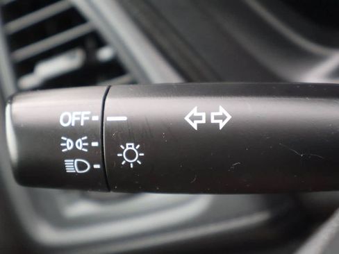 Used 2020 Honda HR-V LX image 19