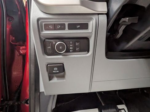 Used 2022 Ford F150 XLT w/ Equipment Group 302A High image 14