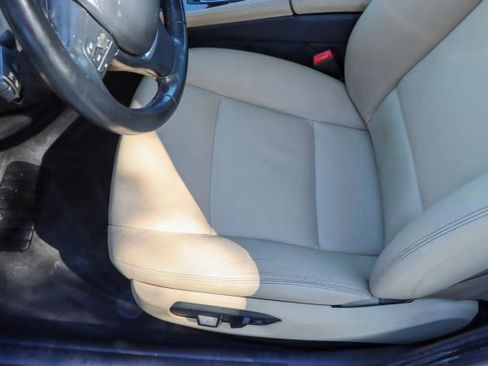 Used 2016 BMW 528i Sedan image 16