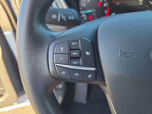 Used 2020 Ford Escape SE image 22