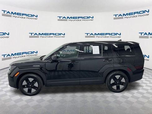 Used 2026 Hyundai Santa Fe SE FWD image 2