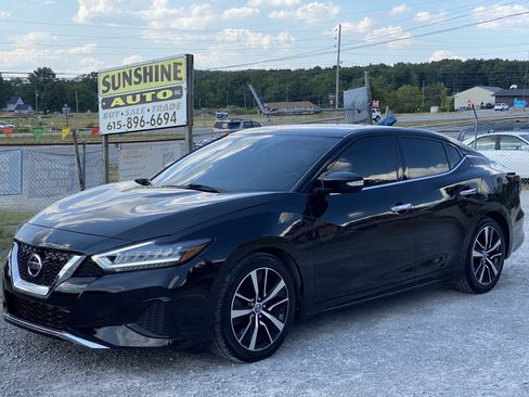 Used 2021 Nissan Maxima 3.5 SV w/ Floor Mat Group FWD image 2
