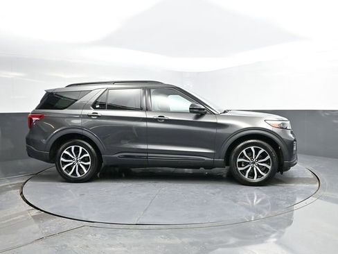 Used 2020 Ford Explorer ST image 12