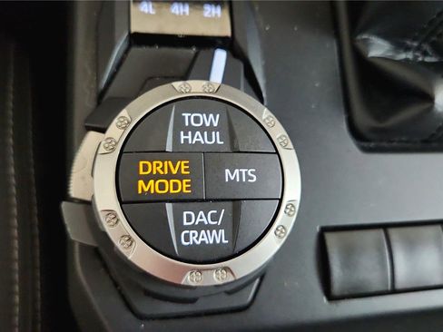 Used 2024 Toyota Tacoma TRD Off-Road image 28