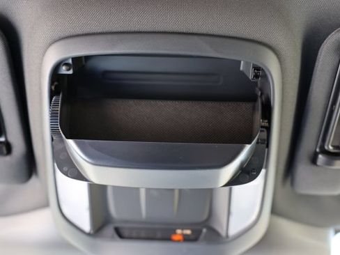 Certified 2025 Subaru Forester AWD/4WD image 39