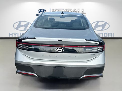 New 2026 Hyundai Sonata Blue FWD image 5