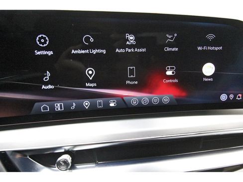 Used 2026 Cadillac Lyriq V w/ Exterior Carbon Fiber Package AWD/4WD image 25