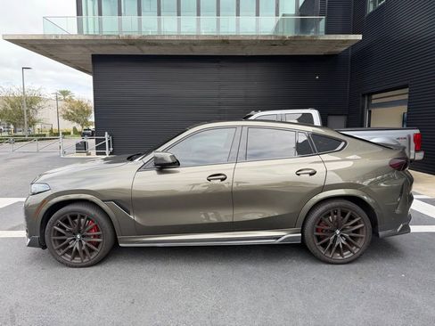 Used 2024 BMW X6 xDrive40i w/ Premium Package image 2