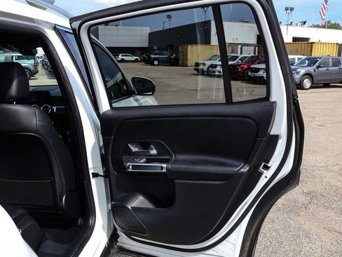 Used 2023 Mercedes-Benz GLB 250 GLB 250 image 20