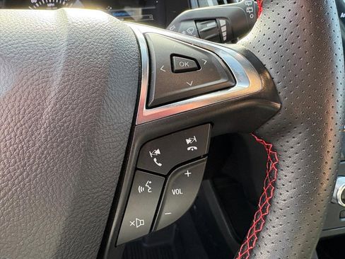 Used 2024 Ford Edge ST-Line image 12