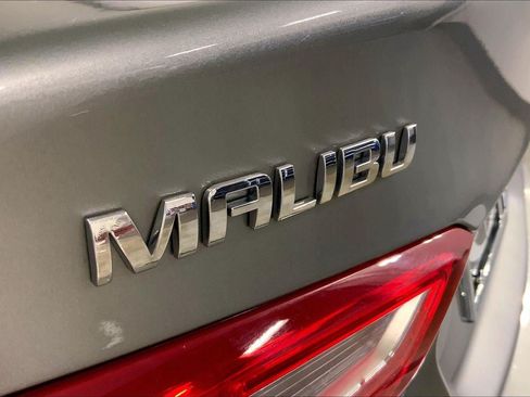 Used 2024 Chevrolet Malibu LT FWD image 8