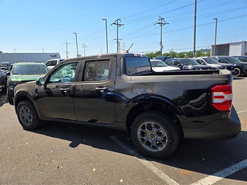 New 2025 Ford Maverick XLT w/ XLT Luxury Package image 8