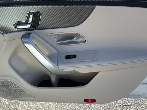 Used 2025 Mercedes-Benz CLA 250 image 12