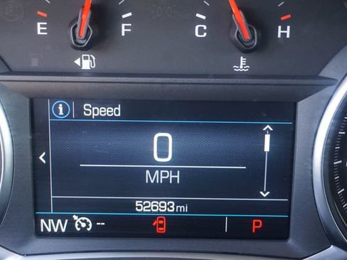 Used 2024 GMC Terrain SLE FWD image 22