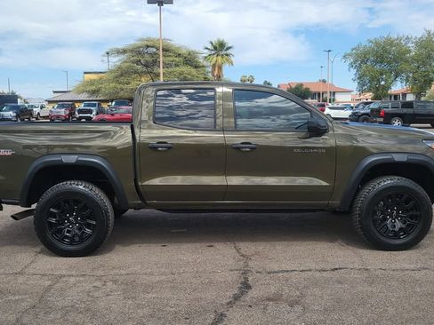 Used 2024 Chevrolet Colorado Trail Boss w/ Advanced Trailering Package AWD/4WD image 11