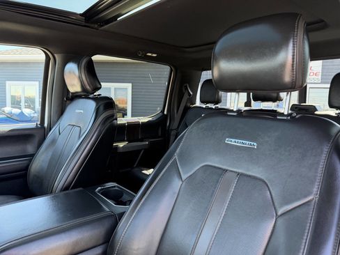 Used 2017 Ford F450 Platinum w/ Platinum Ultimate Package AWD/4WD image 16