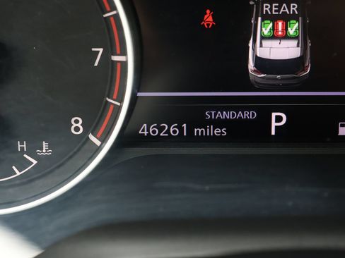 Used 2023 Nissan Rogue SV FWD image 4