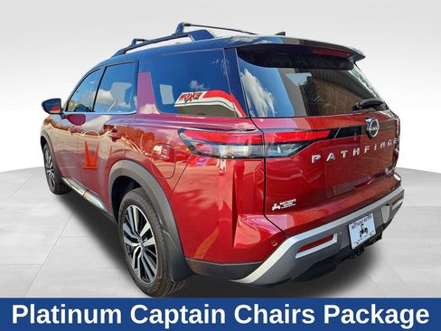 Used 2025 Nissan Pathfinder Platinum image 5