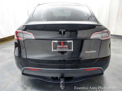 Used 2022 Tesla Model Y Performance AWD/4WD image 7