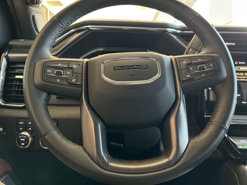 Used 2026 GMC Sierra 2500 Denali Ultimate AWD/4WD image 25