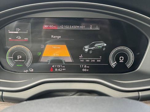 Certified 2023 Audi Q5 e Prestige AWD/4WD image 34